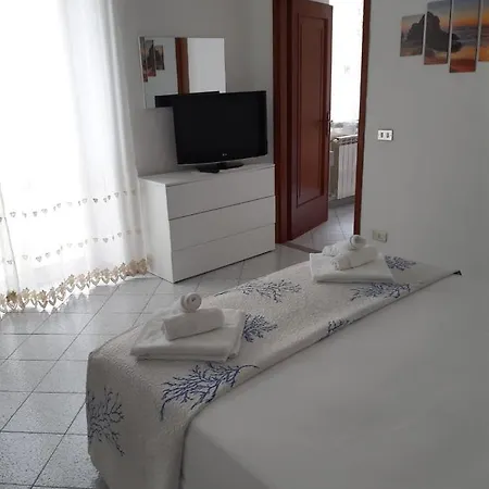 Holiday home Casa Vacanze Baia Del Capitano